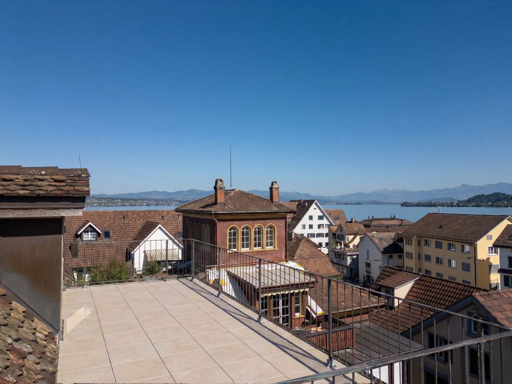 Erstvermietung: Dachwohnung mit grosser Terrasse zu vermieten - Aussicht.jpg