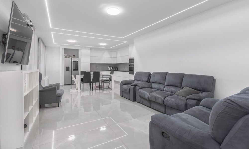 NUOVA CASA UNIFAMILIARE 5.5 LOCALI IN RIVIERA - Bild 1