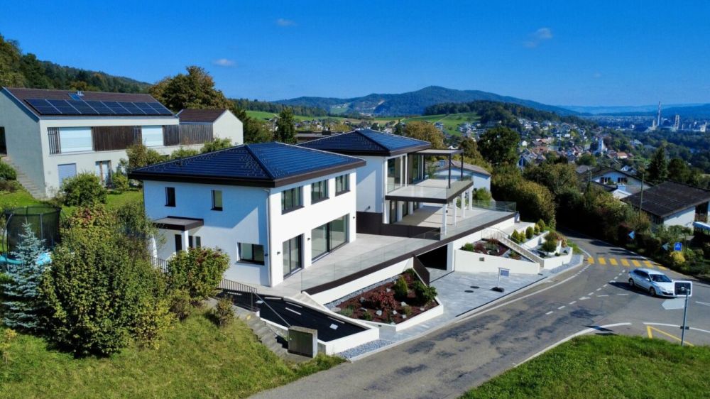 Ein Zuhause für Geniesser modern, energieeffizient und mit atemberaubender Aussicht in Auenstein - Bild 1
