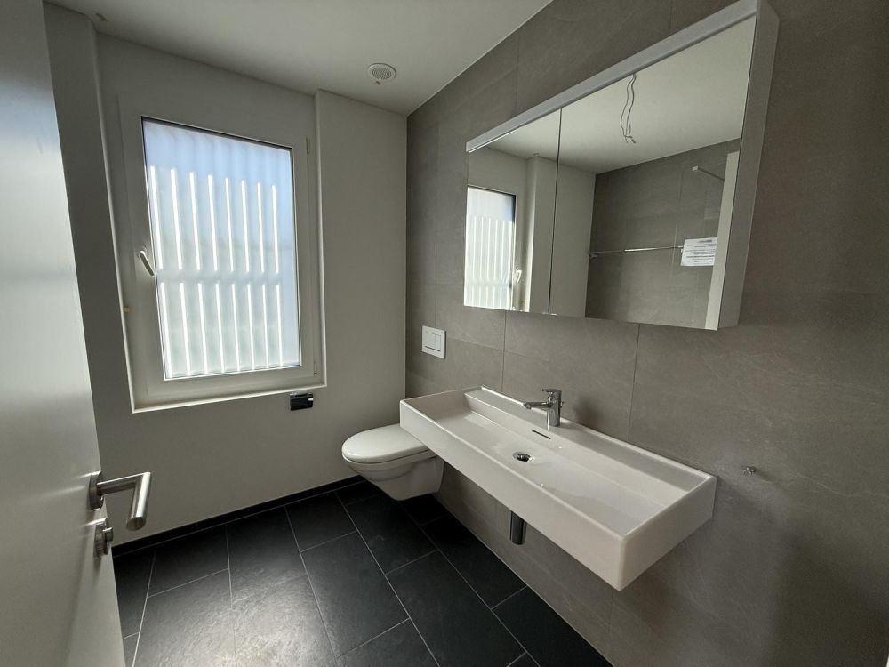 Modernes 5.5-Zimmer-Reihenhaus in Oberneunforn – Minergie-zertifiziert -  Bild 8