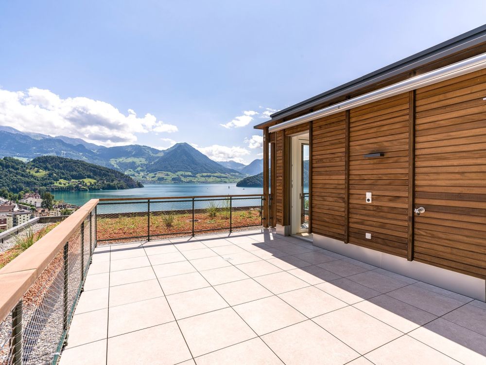 Exklusive 5.5-Zimmer-Attikawohnung in Vitznau – Wohnen mit Seeblick -  Bild 2