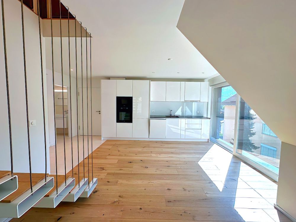 Neue 3.5-Zimmer-Wohnung mit Galerie! -  Bild 1