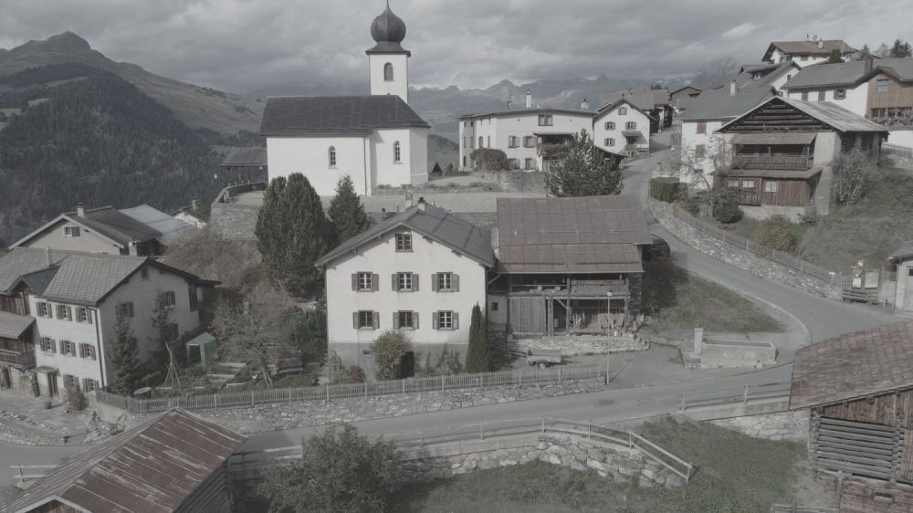 Bewilligter Zweitwohnsitz mit unverbaubarer Aussicht -  Bild 2