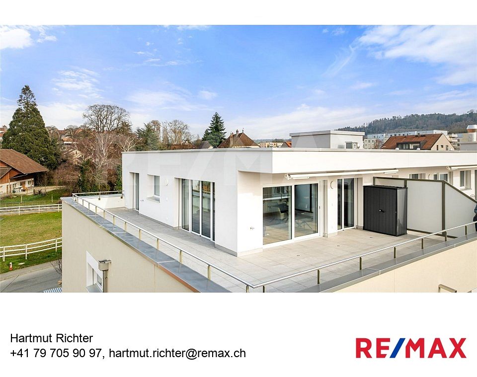 Magnifique attique meublé de 2,5 pièces avec terrasse de 65 m² à Avenches -  Bild 1