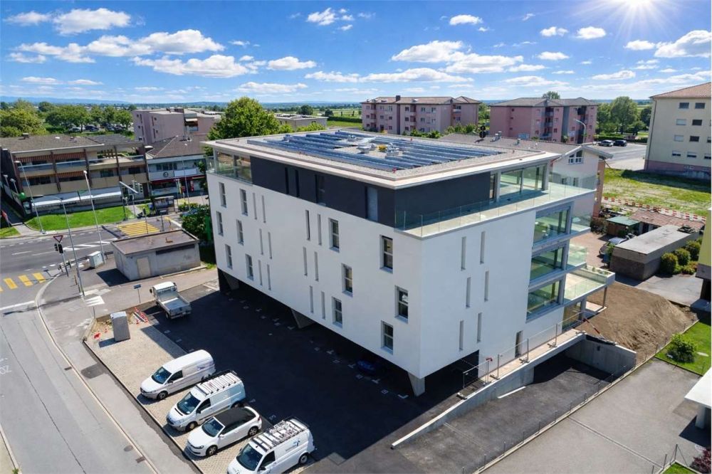 Bellinzona - Modernes Dachgeschoß mit großer Terrasse -  Bild 1