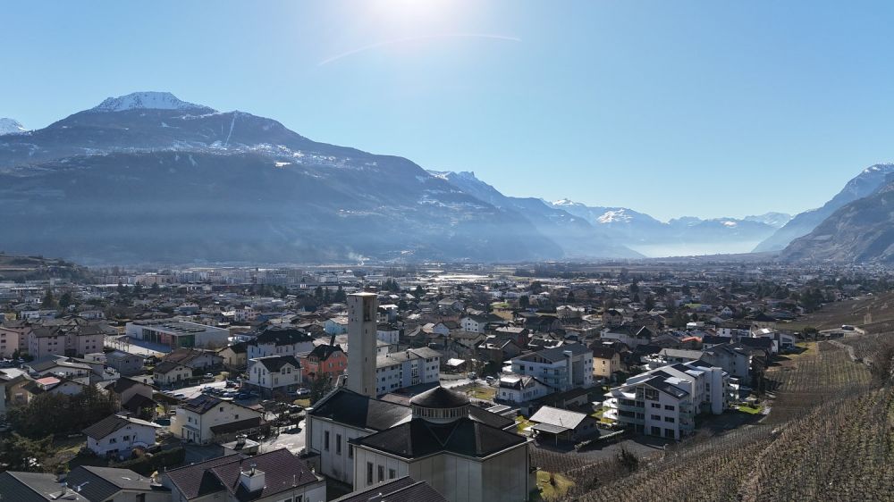 Neue 4,5-Zimmer-Wohnung mit Panoramablick in Conthey -  Bild 8
