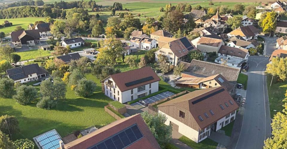 Maison villageoise mitoyenne avec terrasse et jardin - Maison contiguë 5 pièces - image - 7
