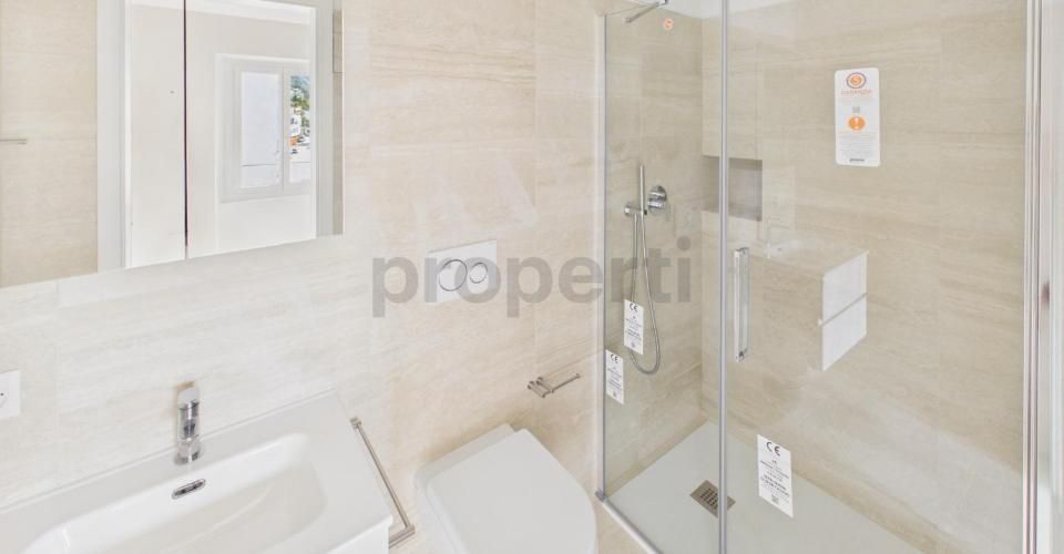 Grande surface, immeuble entièrement rénové - Appartement 5.5 pièces - image - 10