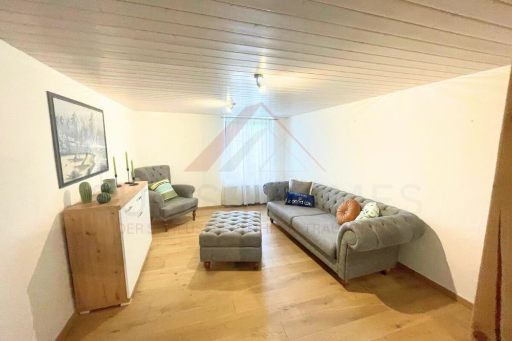 Grosszügiges Zweigenerationenhaus in Grenchen - 14.5 Zimmer, grosses Grundstück und vielseitiges Potenzial - Bild 4