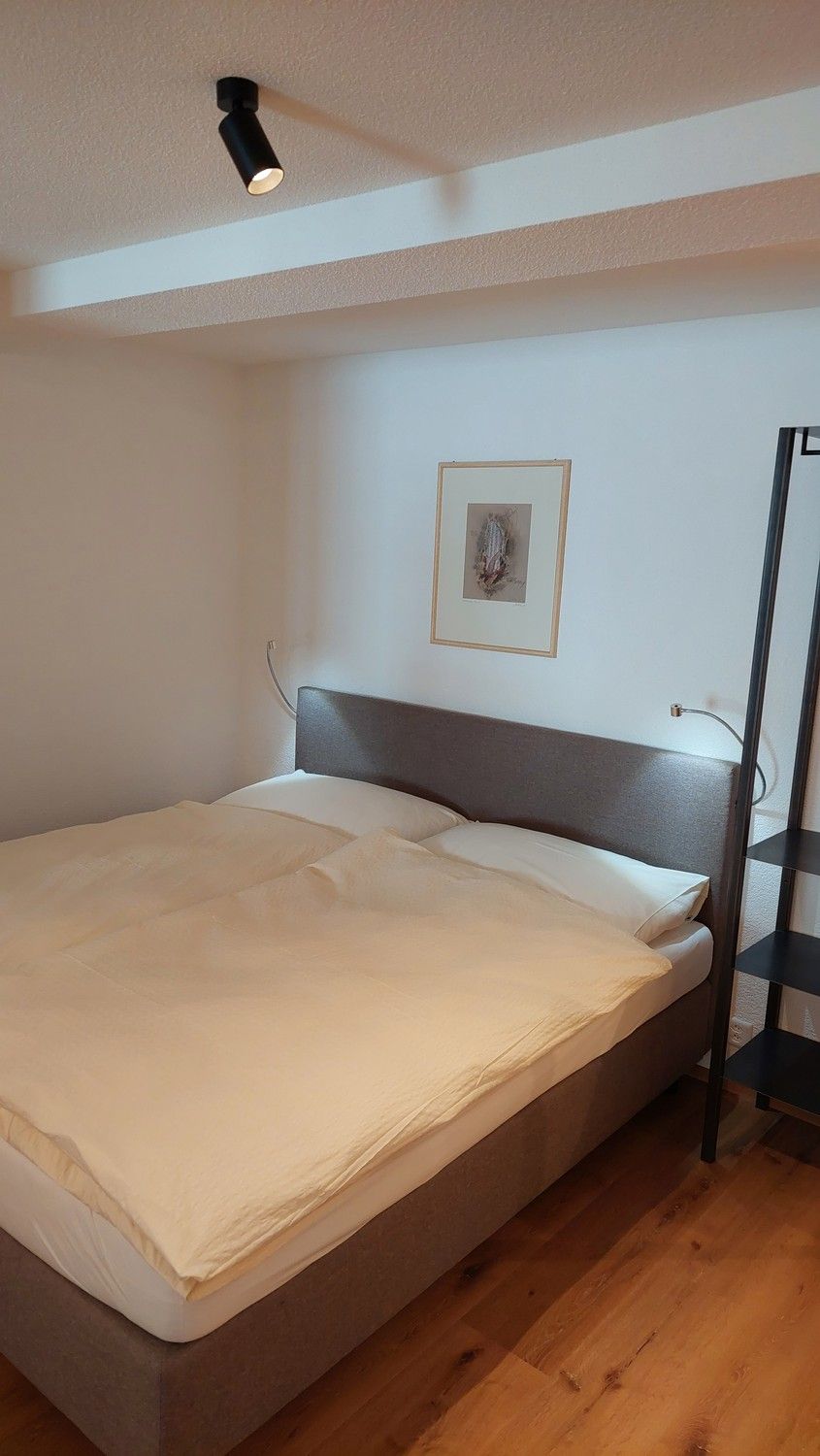 1.5 Zi.-Studio möbliert bis 2 Pers. Grosser Balkon verglast -  Bild 2