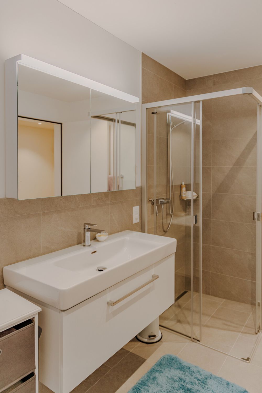 Wohnen im Grünen mit Stil und Komfort - Bad