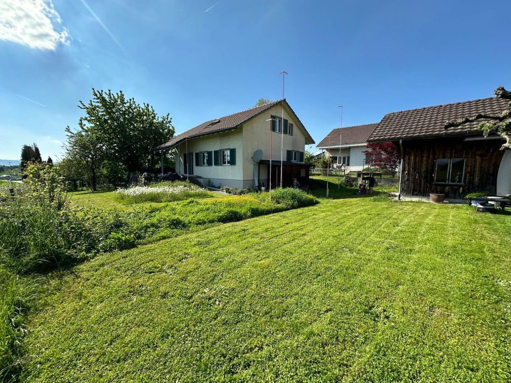 Bewilligtes 6.5 Zimmer-Einfamilienhausprojekt mit moderner Architektur in Hedingen ZH -  Bild 3