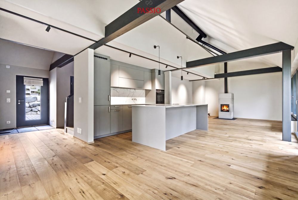 Erstbezug: 4.5-Zimmer-Neubau-Triplexwohnung direkt an der Aare -  Bild 1