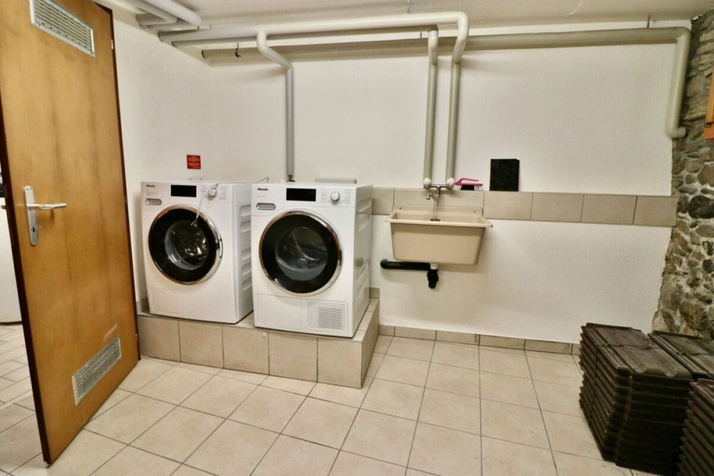 Seltenes Objekt! Charmantes Reihenhaus mit 3.5 Zimmern, neu, mit Charme! -  Bild 10