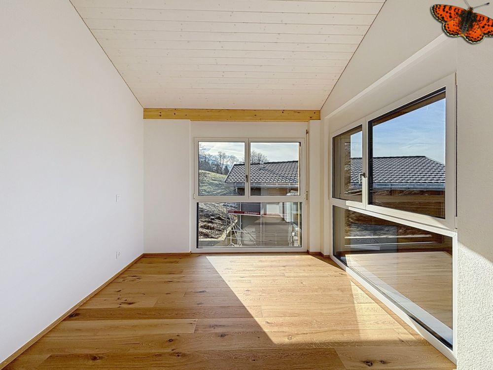 MAGNIFIQUE VILLA AVEC VUE LAC DISPONIBLE DE SUITE - Bild 6