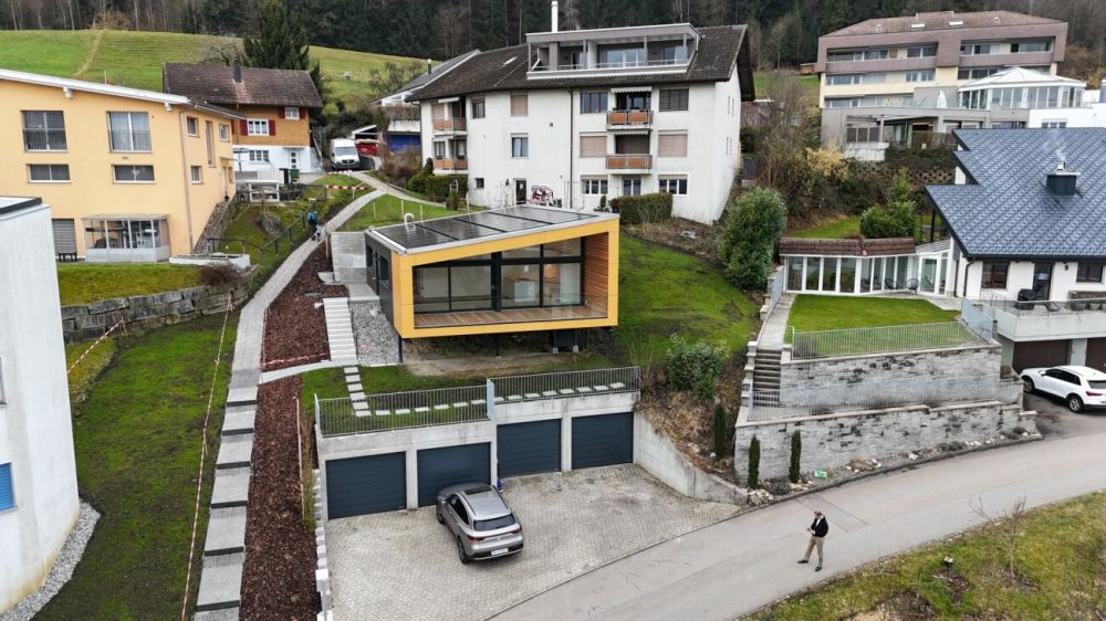 Schmucke 2,5 Zi mit Privatsitzplatz -  Bild 11