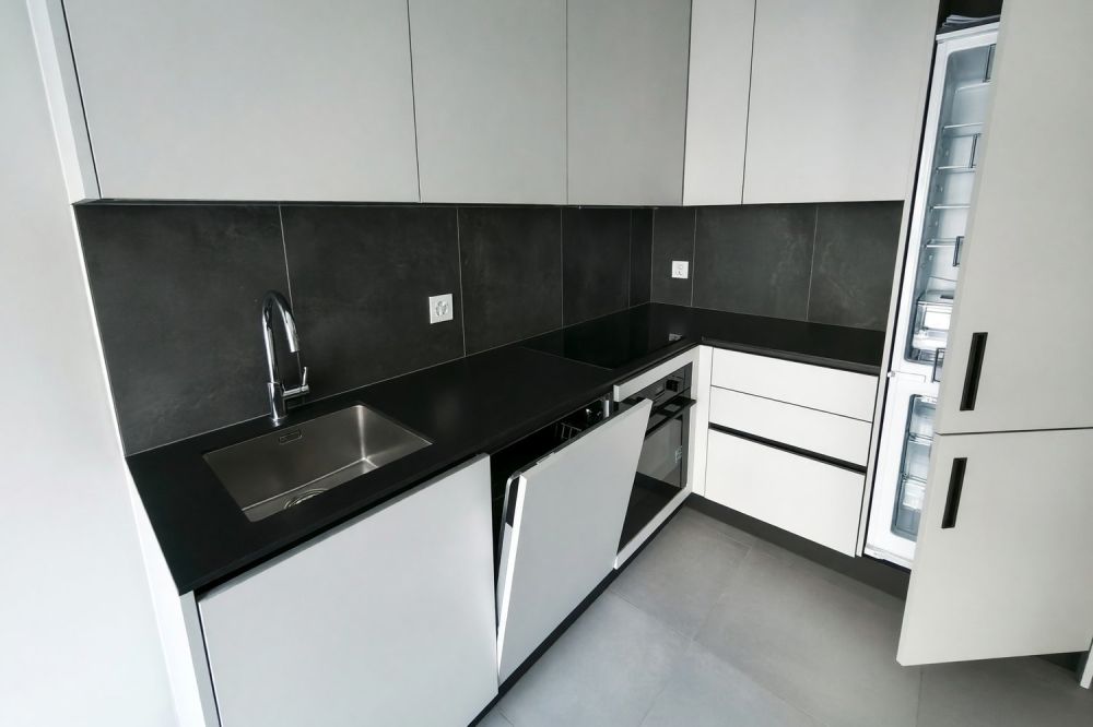 Nuovo appartamento 2,5 locali in stile moderno in posizione comoda -  Bild 2