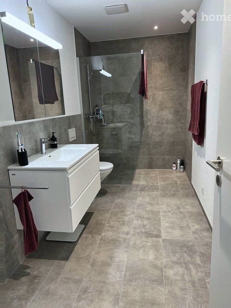 Helle 3.5-Zimmer-Wohnung mit Balkon&Loggia ab Dezember in SG -  Bild 4