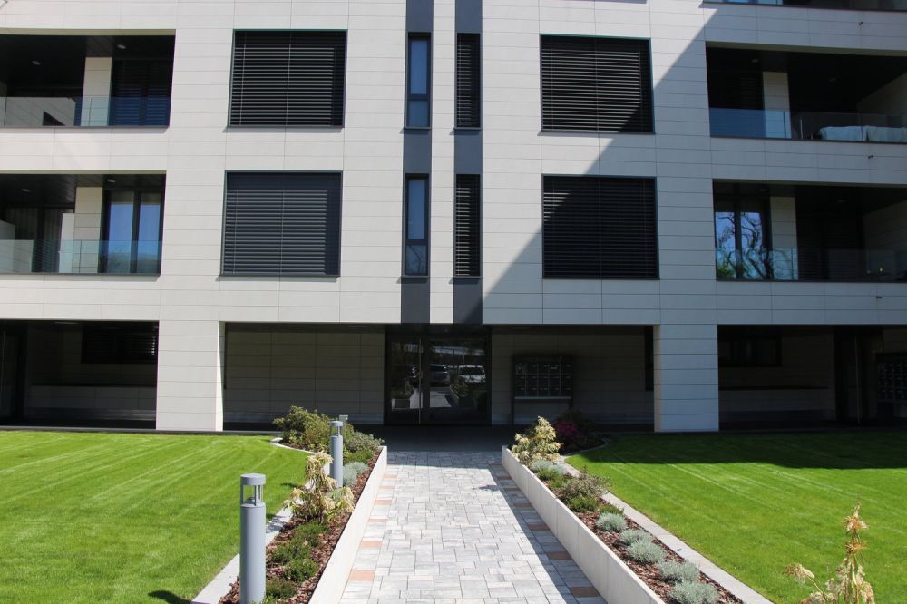 RESIDENZA SANROCCO A LUGANO - AFFITTASI 3.5 locali con vista lago -  Bild 3