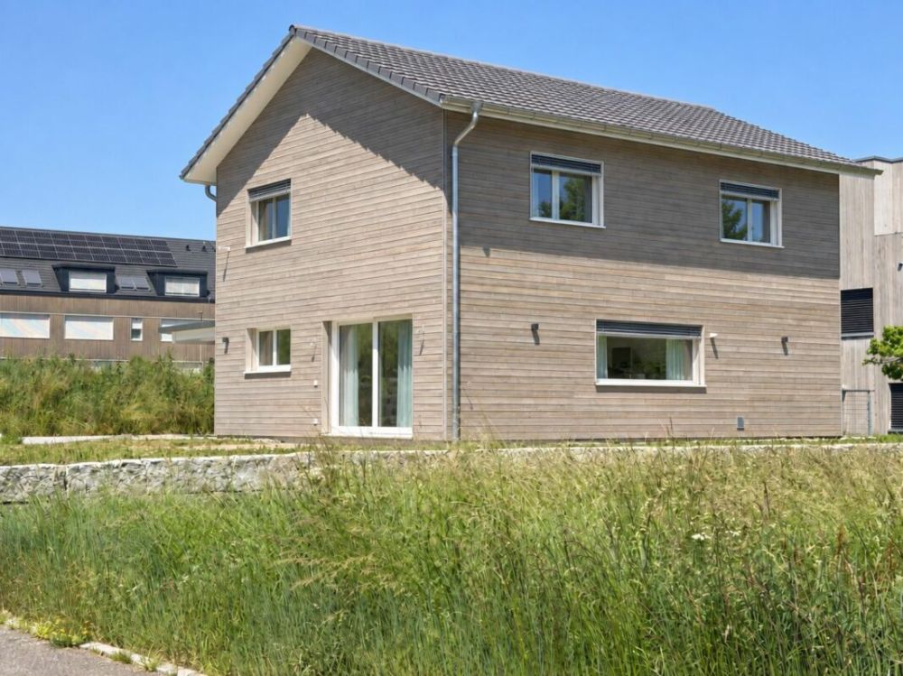 Modernes Einfamilienhaus mit hochwertigem Ausbau und intelligentem Loxone Smart  Home -  Bild 1