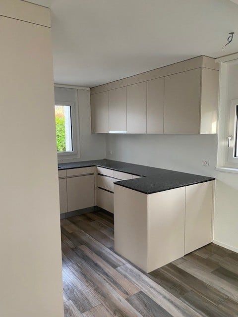Erstvermietung nach Sanierung  4.5 Zimmer-Maisonette-Wohnung in Embrach -  Bild 1