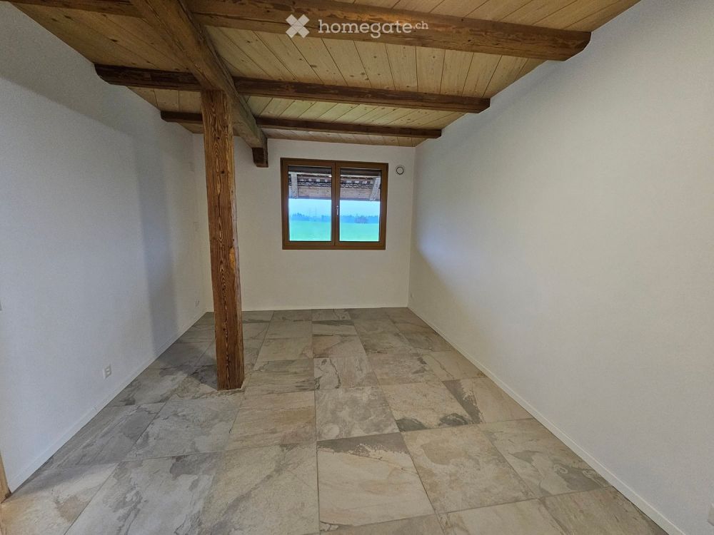 Charmante 2.5-Zimmer-Wohnung mit Landschaftsblick in Mettmenstetten -  Bild 3