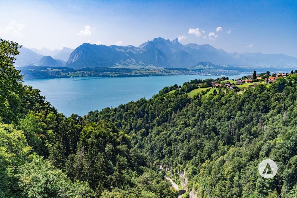 Neubauprojekt reblodge – modernes Wohnen mit See- und Bergsicht in Sigriswil -  Bild 8
