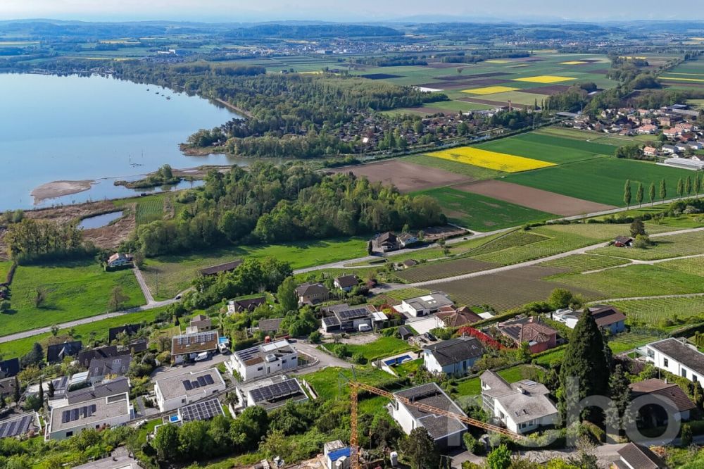 Villa d'architecte avec vue panoramique sur le lac et les montagnes - Bild 9