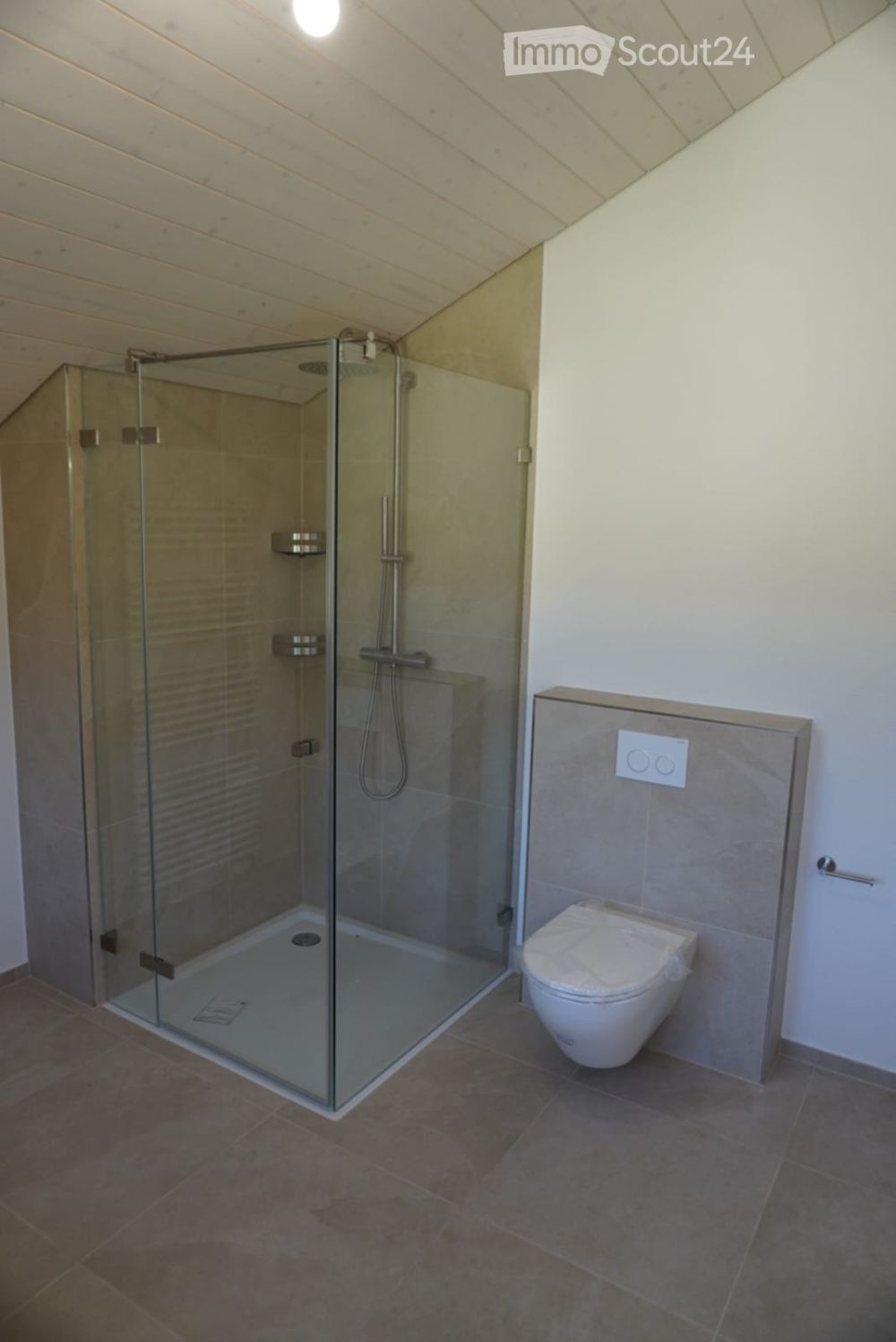 Erstvermietung nach Totalsanierung – modernes Familienhaus mit hochwertigem Ausbau -  Bild 9