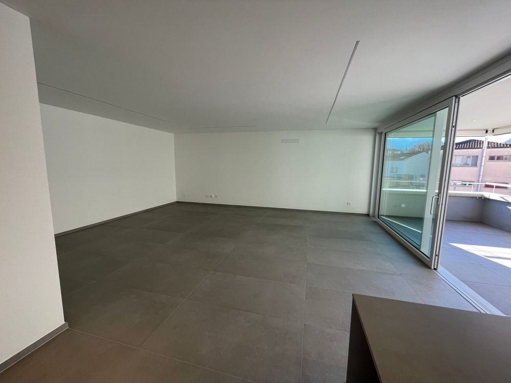 Dachgeschoss-Duplex in Monte Carasso mit interner Aufzugsanlage. -  Bild 4
