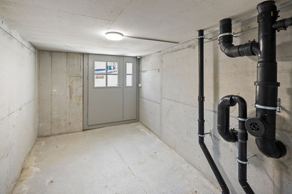 Letzte Gelegenheit: Einzigartige 7.5-Zimmer-Bauernhaushälfte - Keller