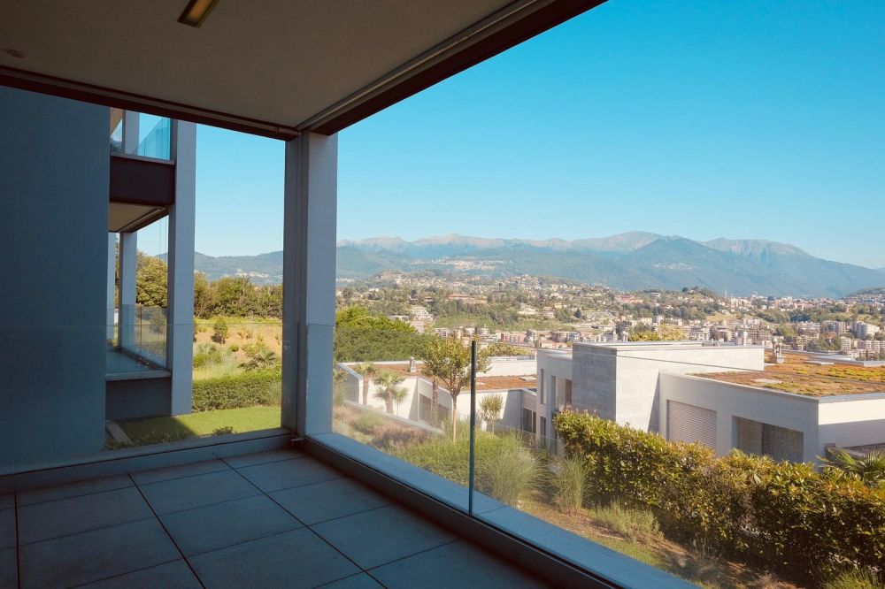 Un raro concetto avanguardista in posizione magnifica - Bild 1