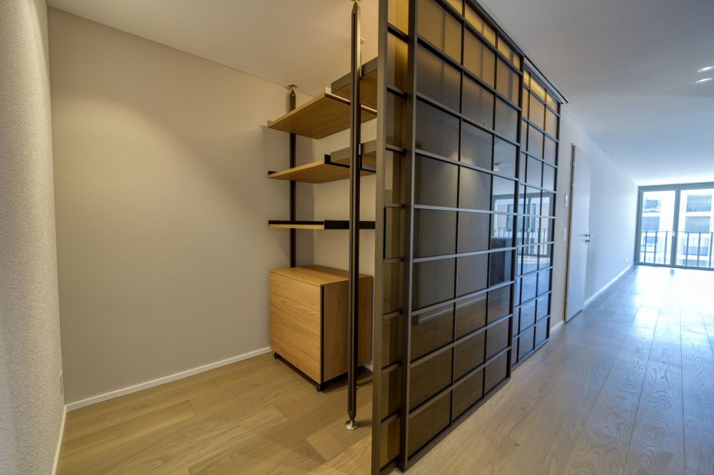 Premium 4.5-Zimmer Etagenwohnung mit schöner Aussicht - Architektonisch integrierte Einbauten von Rimadesio und Poliform