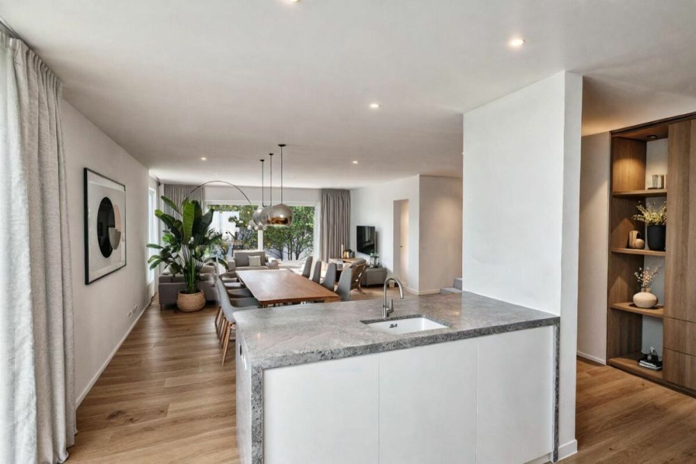 Haus 3 / 7.5 Zimmer Einfamilienhaushälfte am Bach -  Bild 4