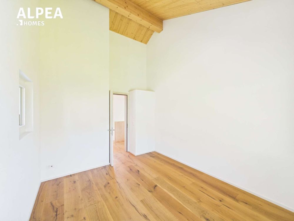 Einfamilienhaus mit Einliegerwohnung & Panoramaausblick in Cumbel (Val Lumnezia) -  Bild 11