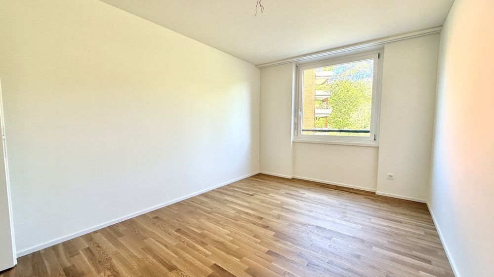 Platz für die ganze Familie  4.5 Zimmer mit zwei Balkonen im Brünnlipark -  Bild 8