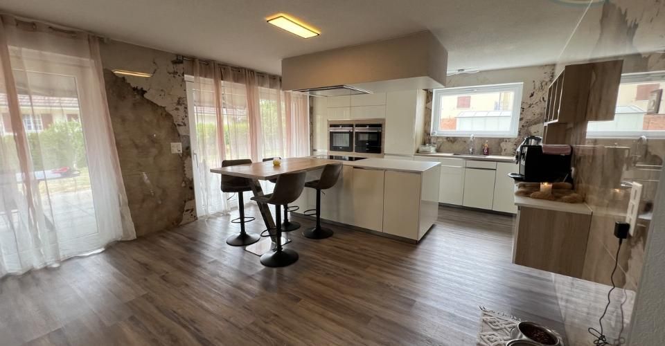 Maison contemporaine en lisière de forêt à Bonfol - Maison 5.5 pièces - image - 5