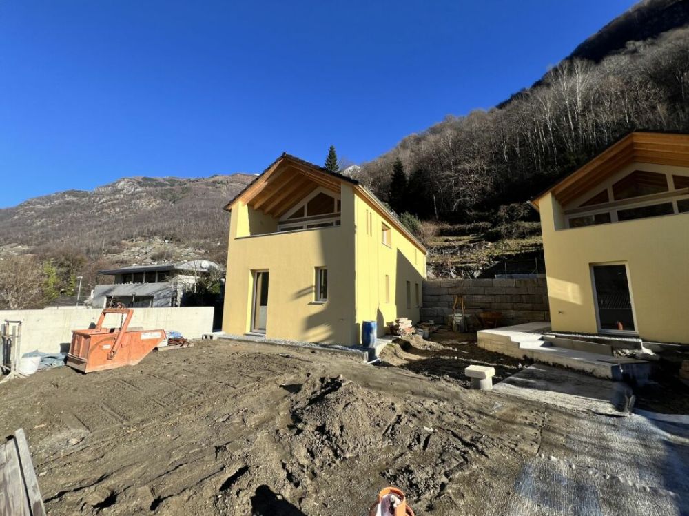 "Due Case - Vogorno" (Casa A) - Bild 1