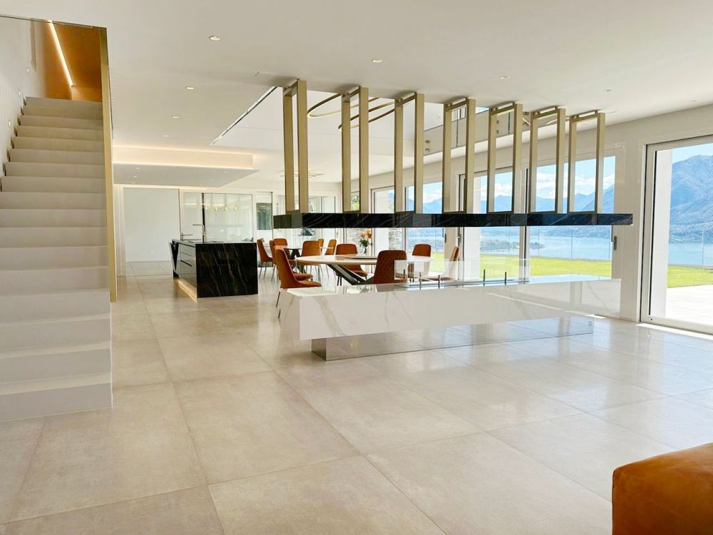 VILLA EXTRALUSSO CON IMPERDIBILE VISTA SULLE ISOLE DI BRISSAGO -  Bild 3