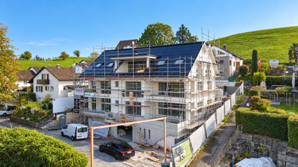 NEUBAUJUWEL ÜBER DEM ZÜRICHSEE - LETZTE DACHWOHNUNG -  Bild 1