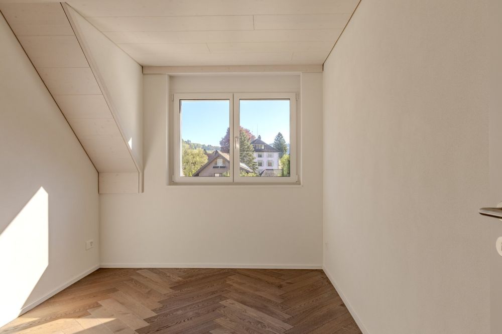 Exklusive 4.5 Zimmer-Dachwohnung mit Galerie und grosszügiger Terrasse - Zimmer