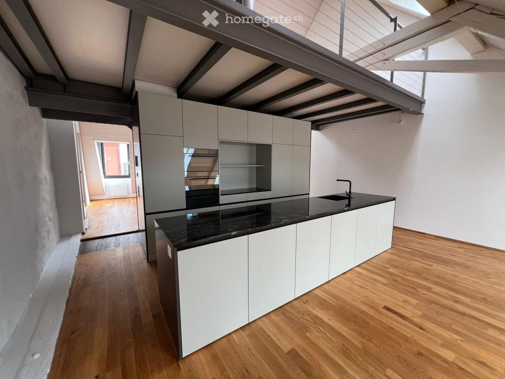 Frisch renoviertes 7.5-Zimmer-Altstadthaus -  Bild 2