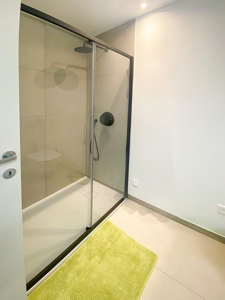 Modernes Einzimmerapartment mit Balkon in strategischer Lage in Locarno -  Bild 8