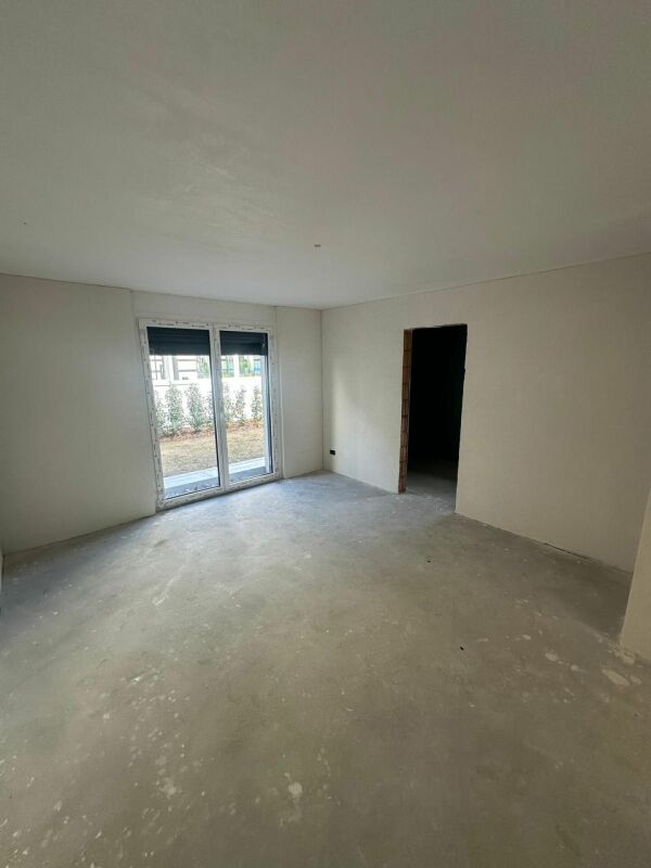 Moderne 4.5 Zimmer Wohnung im EG - Bild 9