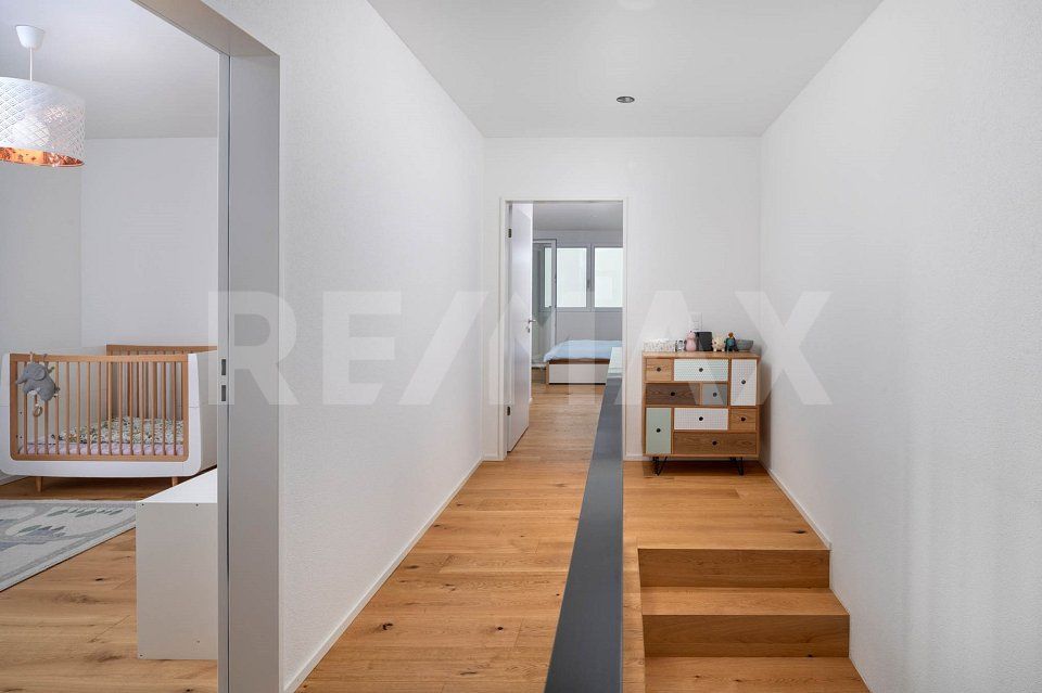 Moderne 5.5 Zimmer Doppelhaushälfte mit Wintergarten -  Bild 12