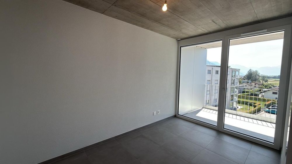 Geräumiges neues Dachgeschoß mit großem Balkon -  Bild 7