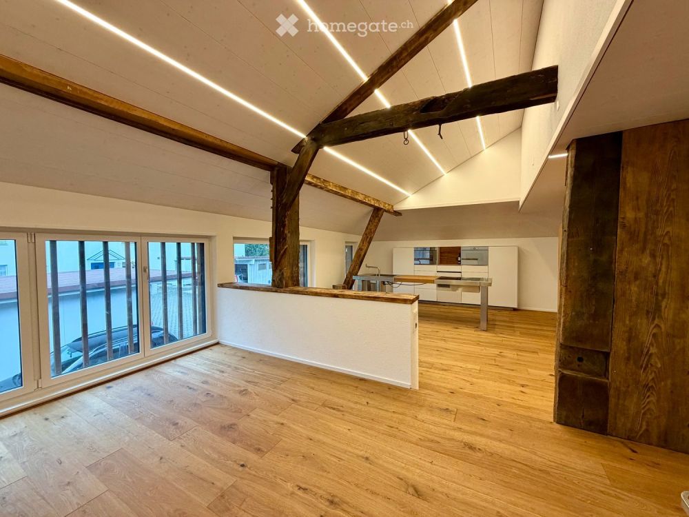 *Erstvermietung* Luxuriöse 6 Zi Wohnung in historischem Gebäude -  Bild 1