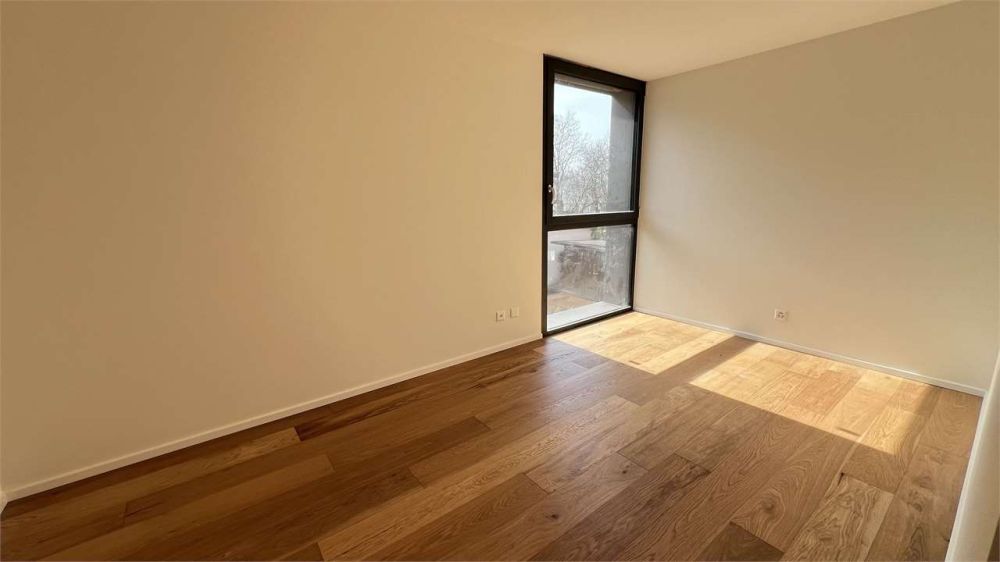 NEU 4,5 ZIMMER MIT GROSSEM TERRASSENBEREICH -  Bild 9