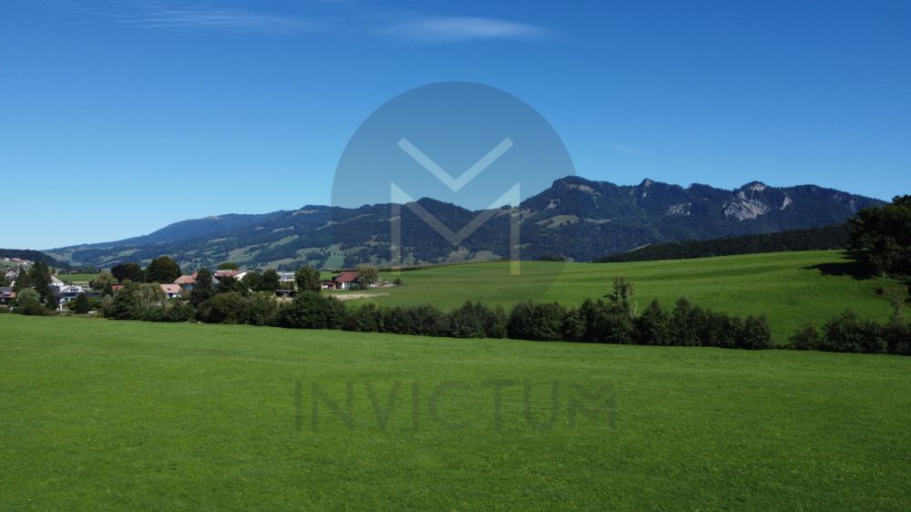 Attique d'exception à 5' de Bulle - Terrasse 67 m² & vue panoramique - Un environnement paisible entouré de verdure