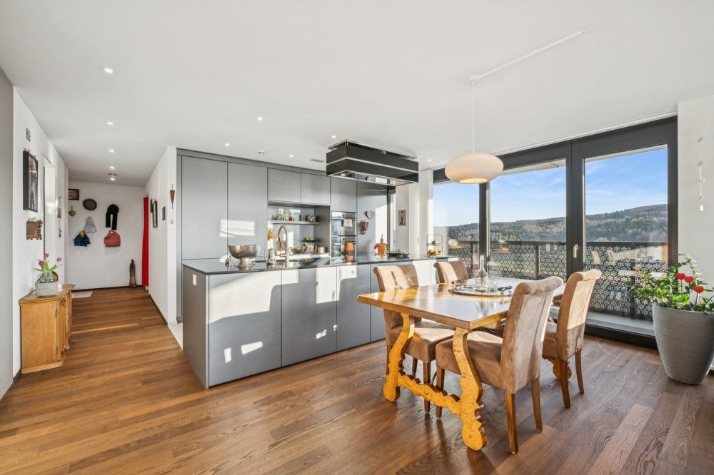 Exklusive Eigentumswohnung mit Panoramaaussicht im 23. Stock des Hauses C der Three Point-Wohntürme -  Bild 4